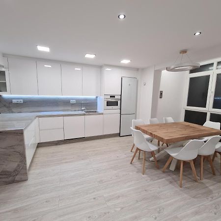 104A Apartamento Para 8 Personas Gijón Esterno foto