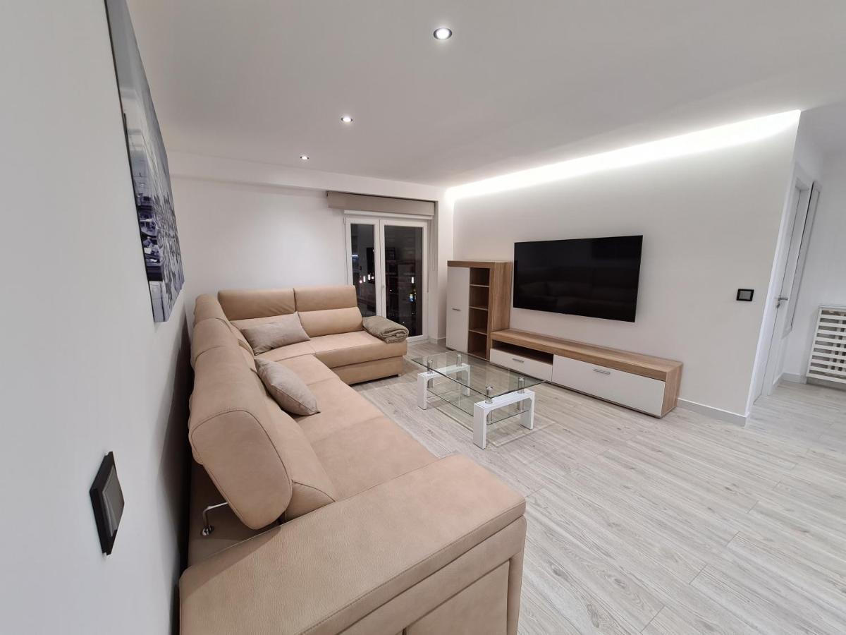 104A Apartamento Para 8 Personas Gijón Esterno foto