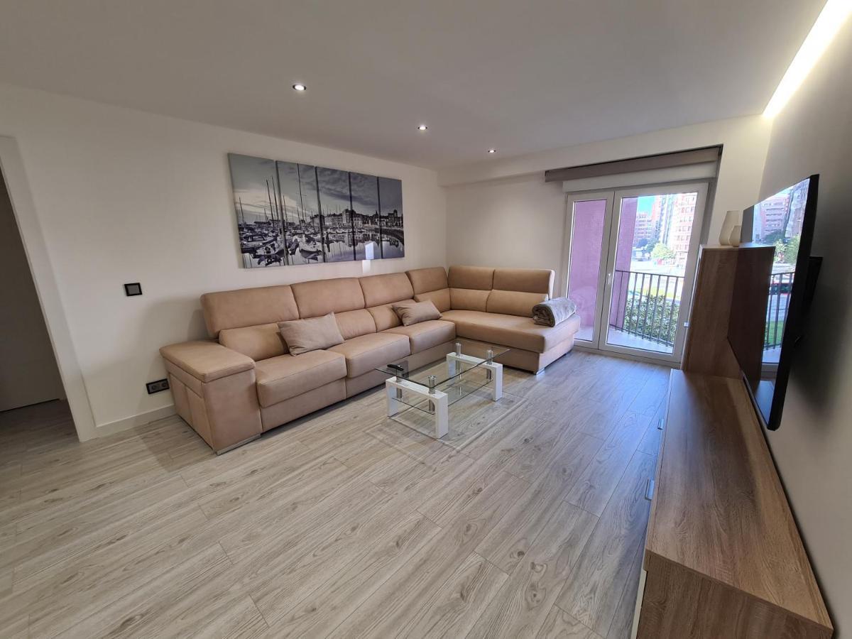 104A Apartamento Para 8 Personas Gijón Esterno foto